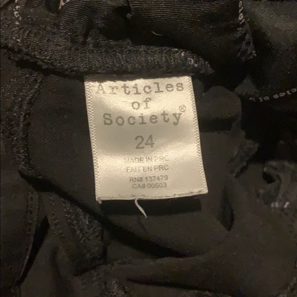 Articles of Society black distressed w holes jeans - Picture 4 of 9